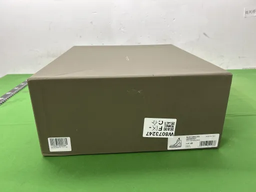 纯白倒三角高帮